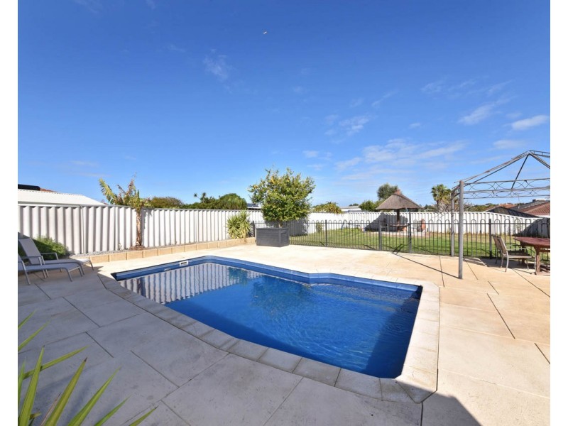 28 Hyland Crescent, Clarkson WA 6030