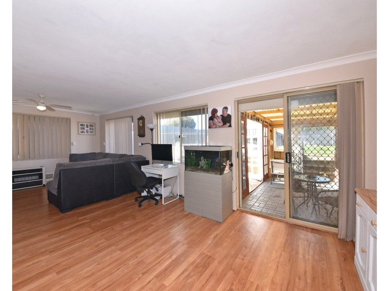 28 Hyland Crescent, Clarkson WA 6030