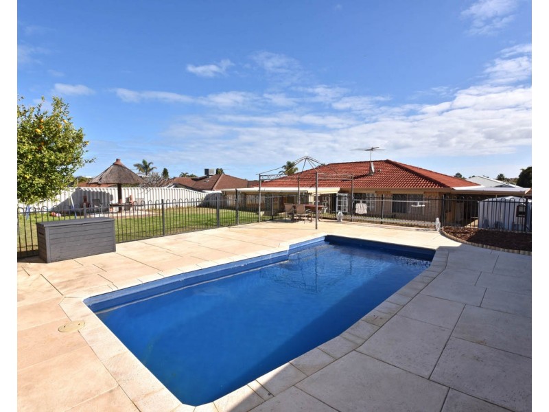 28 Hyland Crescent, Clarkson WA 6030