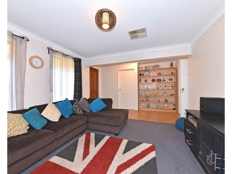 67 Tollesbury Avenue, Butler WA 6036