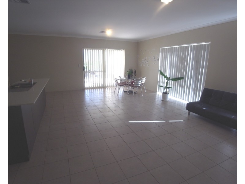 31 Columbia Crescent, Alkimos WA 6038