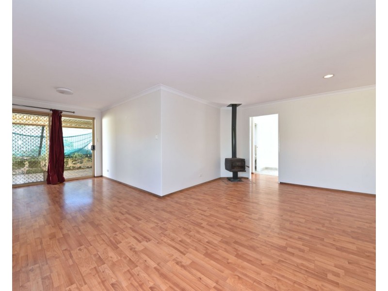 1 Wescap Rise, Merriwa WA 6030