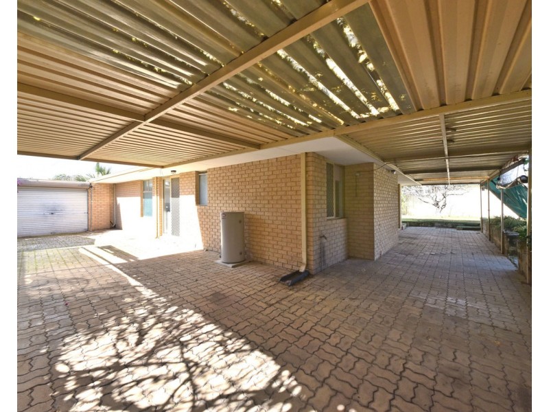 1 Wescap Rise, Merriwa WA 6030