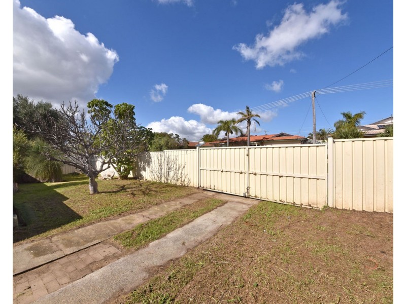 1 Wescap Rise, Merriwa WA 6030