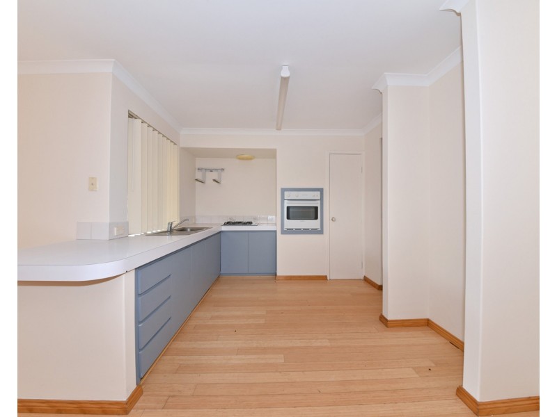 25 White Tern Elbow, Quinns Rocks WA 6030