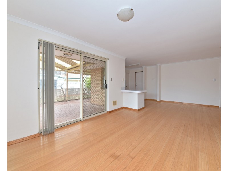 25 White Tern Elbow, Quinns Rocks WA 6030