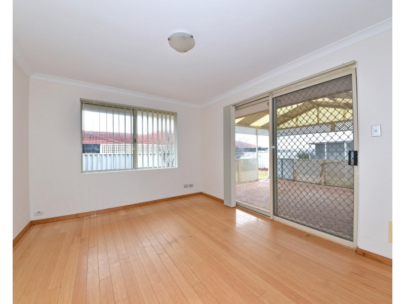 25 White Tern Elbow, Quinns Rocks WA 6030
