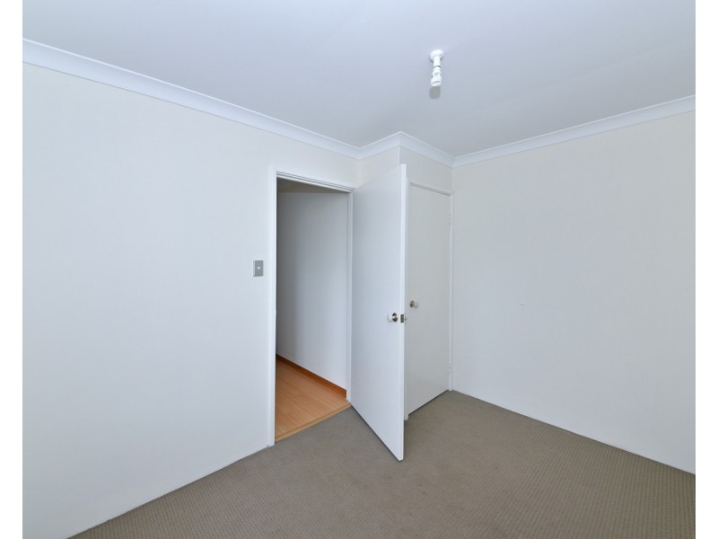 25 White Tern Elbow, Quinns Rocks WA 6030