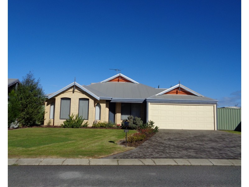 20 Olympus Loop, Merriwa WA 6030