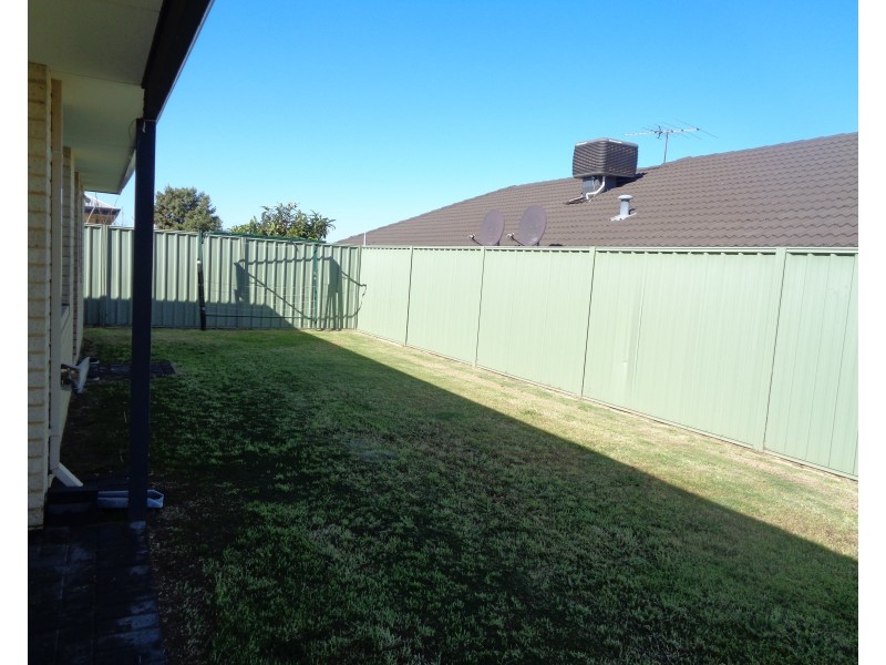 20 Olympus Loop, Merriwa WA 6030