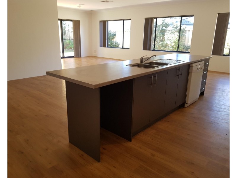 30 Broadford Avenue, Butler WA 6036