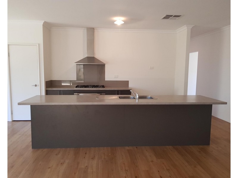 30 Broadford Avenue, Butler WA 6036