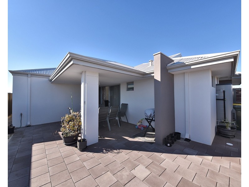 22 Costate Road, Jindalee WA 6036