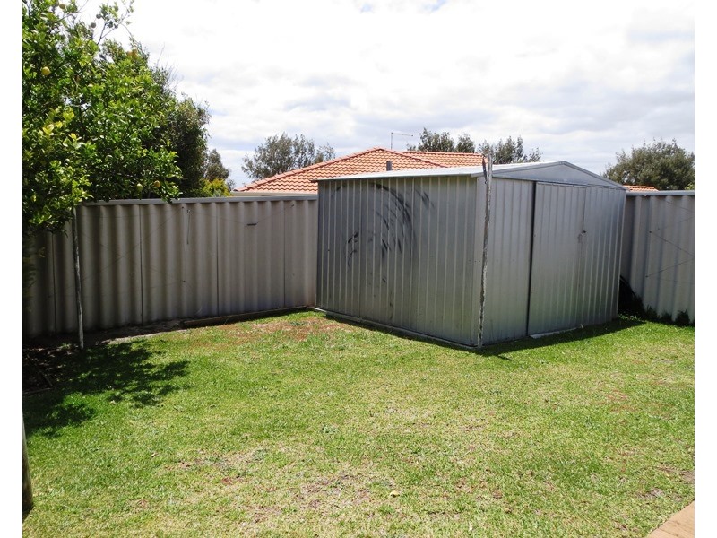 4 Rover Court, Quinns Rocks WA 6030