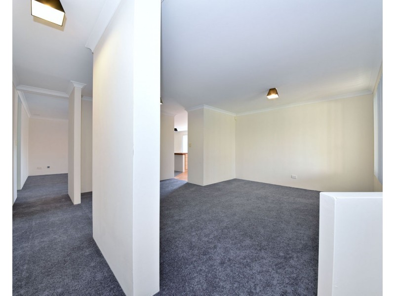 67 Seagrove Boulevard, Merriwa WA 6030