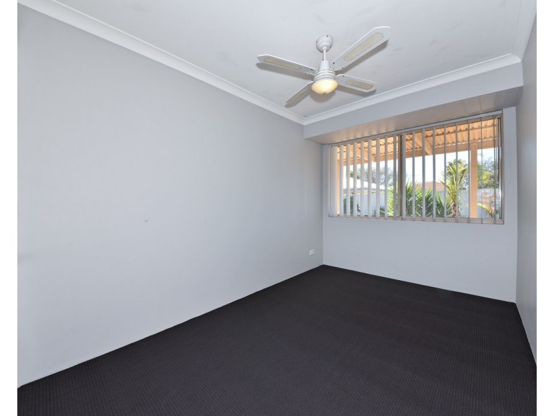 17 Duncombe Grove, Quinns Rocks WA 6030