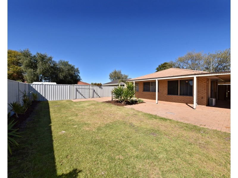 17 Duncombe Grove, Quinns Rocks WA 6030