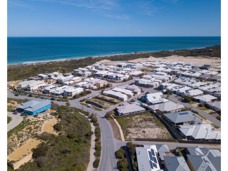 33 Lindsay Beach Boulevard, Yanchep WA 6035