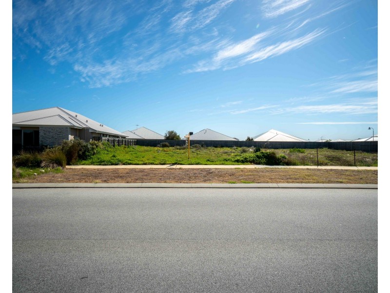 33 Lindsay Beach Boulevard, Yanchep WA 6035