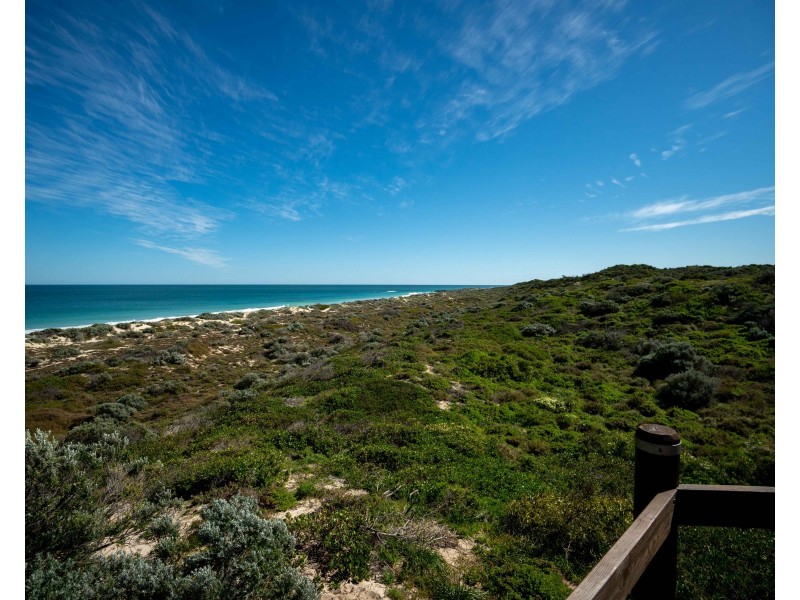 33 Lindsay Beach Boulevard, Yanchep WA 6035