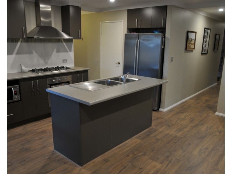 34 Villena Parade, Alkimos WA 6038