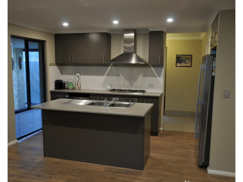 34 Villena Parade, Alkimos WA 6038