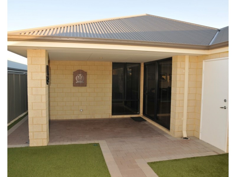 34 Villena Parade, Alkimos WA 6038