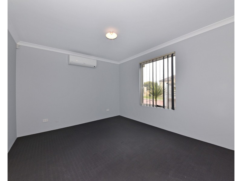 15 Verteramo Way, Hocking WA 6065