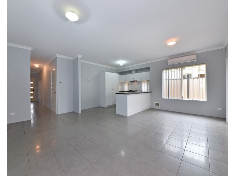 15 Verteramo Way, Hocking WA 6065