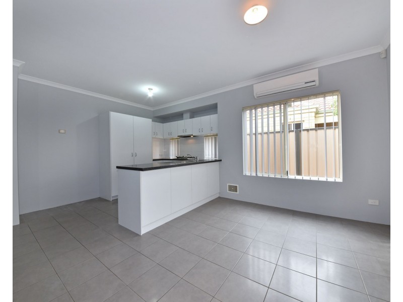 15 Verteramo Way, Hocking WA 6065