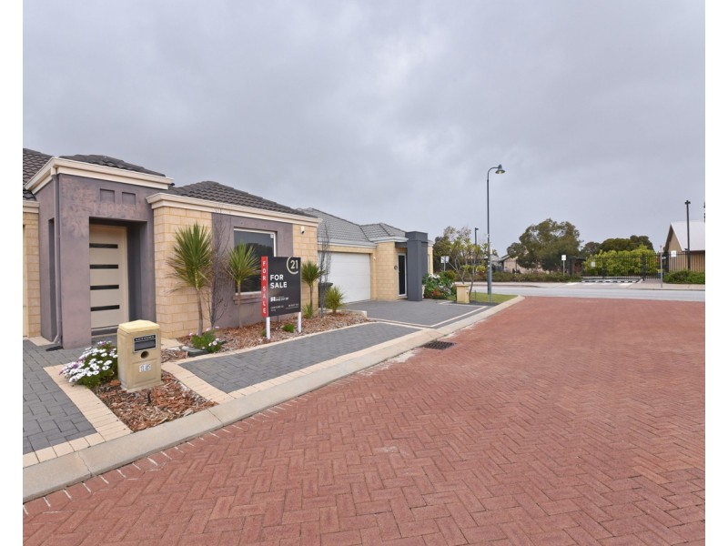 15 Verteramo Way, Hocking WA 6065