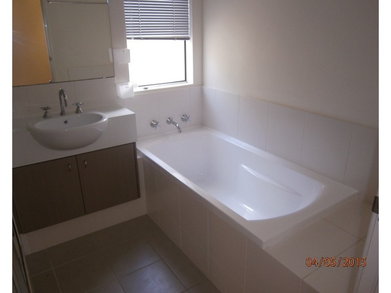 8 Tambelyn Street, Clarkson WA 6030