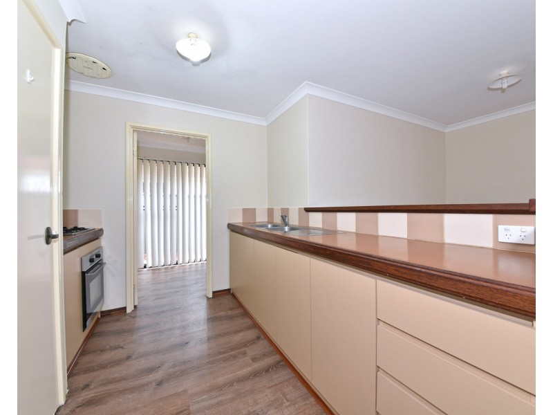 6 Mayne Way, Merriwa WA 6030