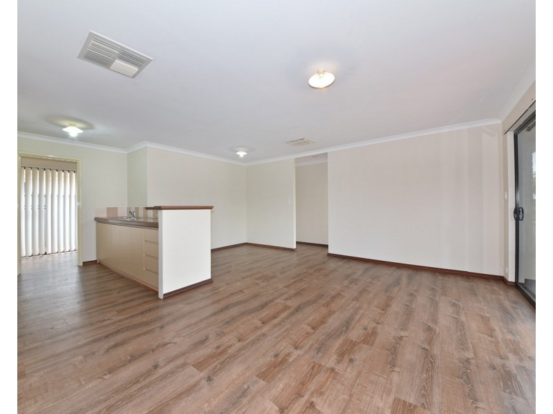 6 Mayne Way, Merriwa WA 6030