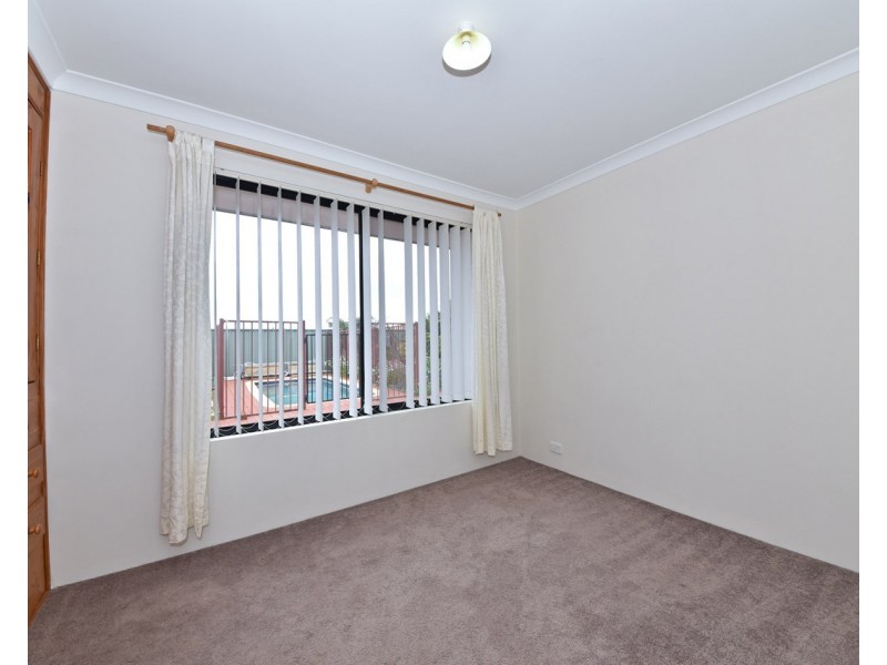 6 Mayne Way, Merriwa WA 6030