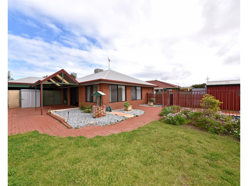 6 Mayne Way, Merriwa WA 6030