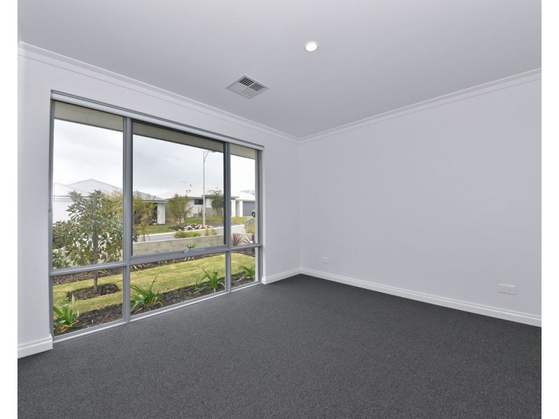 9 Cansos Street, Clarkson WA 6030