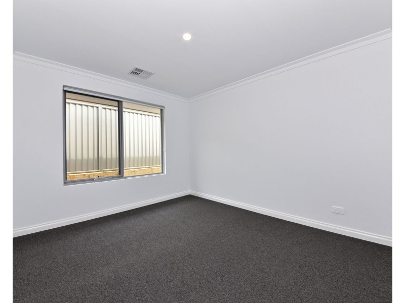 9 Cansos Street, Clarkson WA 6030