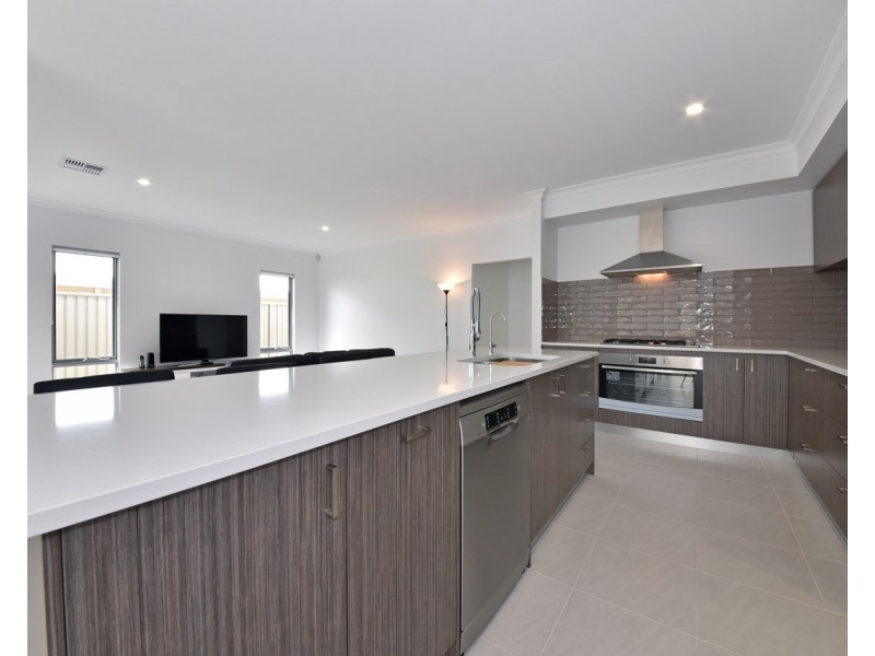 9 Cansos Street, Clarkson WA 6030