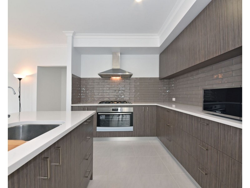 9 Cansos Street, Clarkson WA 6030