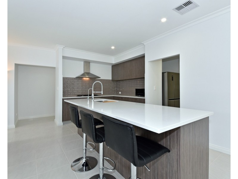 9 Cansos Street, Clarkson WA 6030