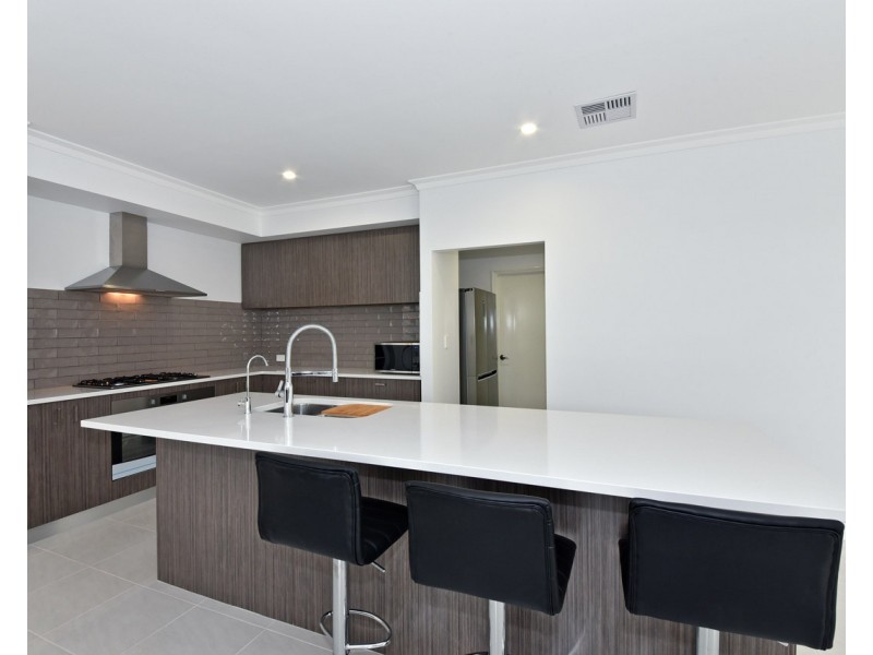 9 Cansos Street, Clarkson WA 6030