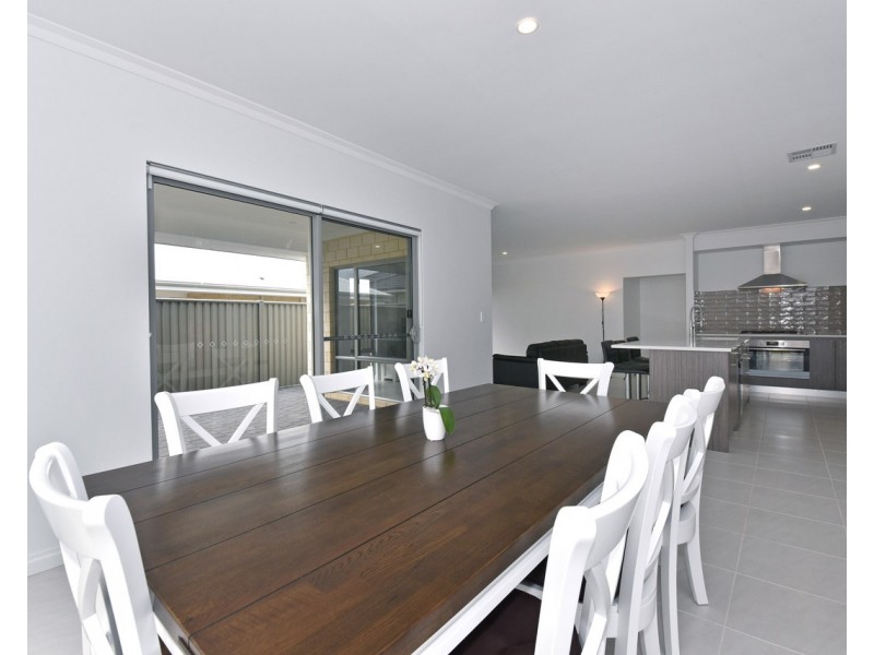 9 Cansos Street, Clarkson WA 6030