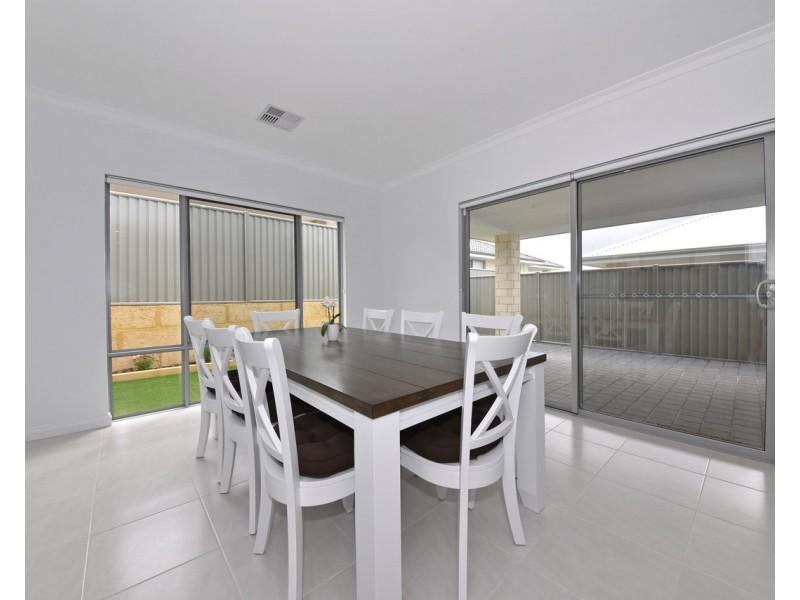 9 Cansos Street, Clarkson WA 6030