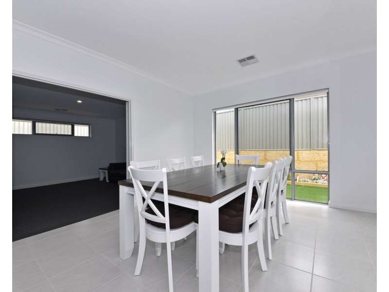 9 Cansos Street, Clarkson WA 6030