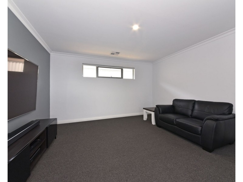 9 Cansos Street, Clarkson WA 6030