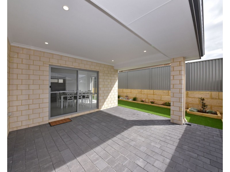 9 Cansos Street, Clarkson WA 6030