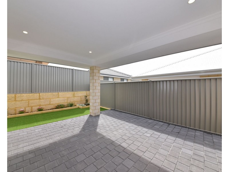 9 Cansos Street, Clarkson WA 6030