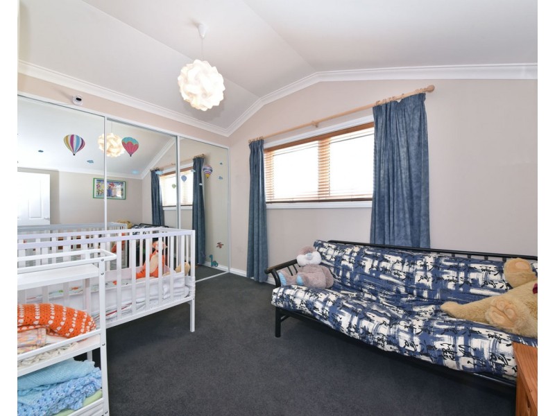 21A Holyhead Green, Mindarie WA 6030