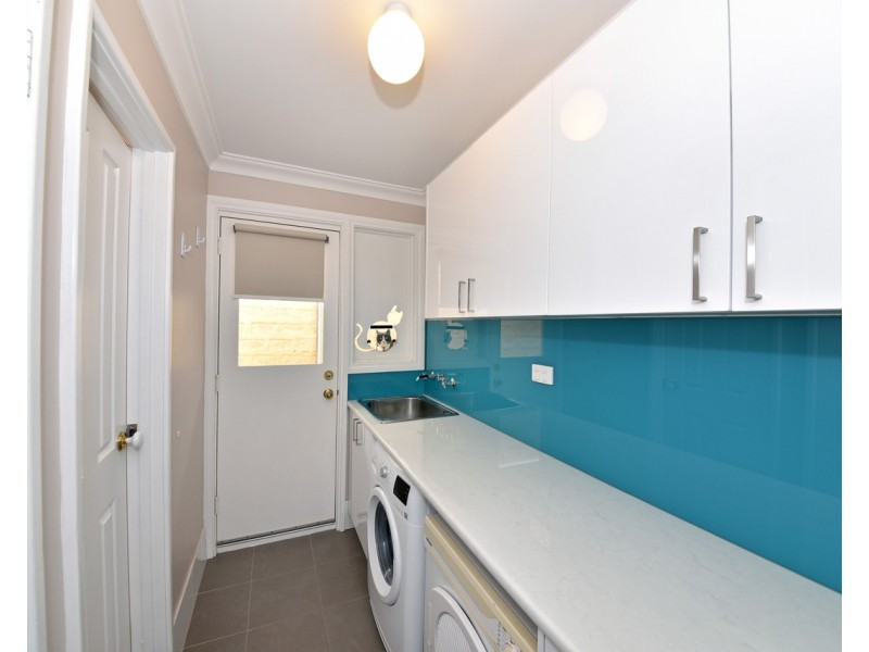 21A Holyhead Green, Mindarie WA 6030